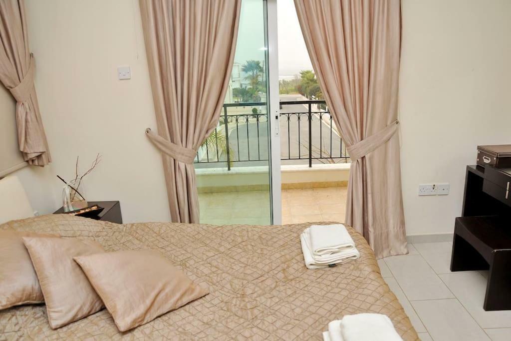 Unique Beach Luxurious Villas Ayia Napa Ngoại thất bức ảnh